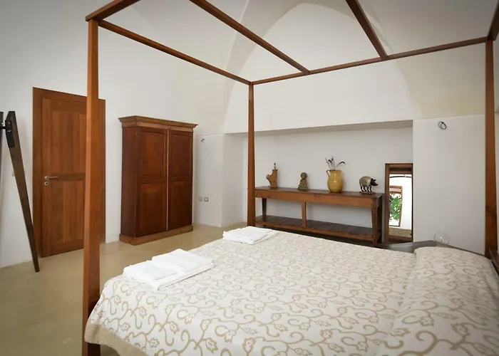 בית חווה Masseria Autigne אוטרנטו